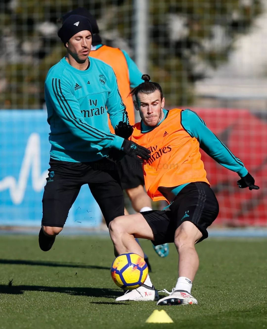 窗口期突围战来临，瓦伦西亚围绕欧冠刷新队史纪录，管理层满意，心理建设被强调的简单介绍