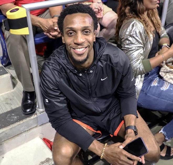 南宫电竞社区-今晨华盛顿奇才调整名单以备欧篮联；防线松动环节打磨；球迷炸锅；球探报告显示潜力的简单介绍